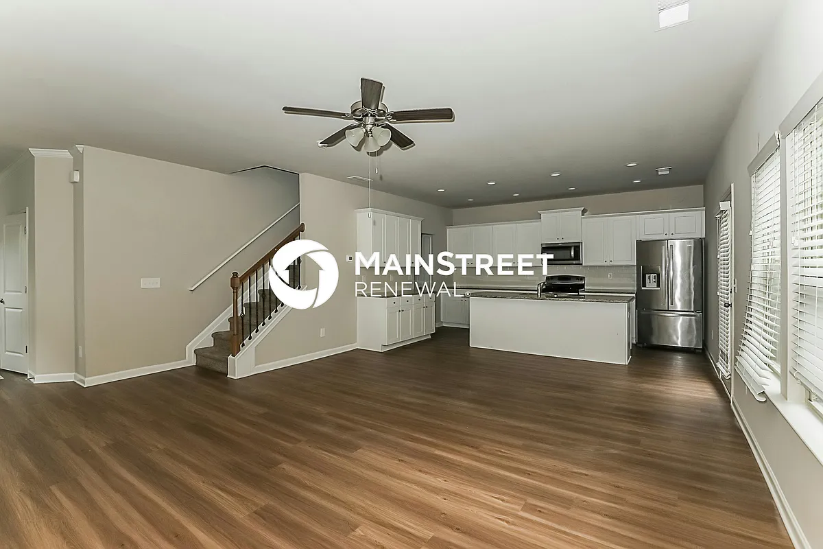 Living Room - 149 Parkview Place Dr
