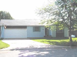 3900 S Eisenhower Ct, Wichita, KS 67215