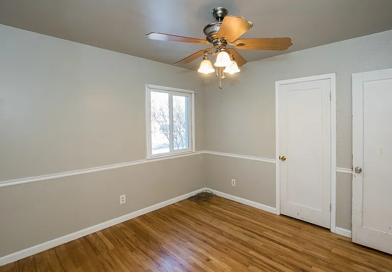 291 N 600 E #MAIN — Photo 22
