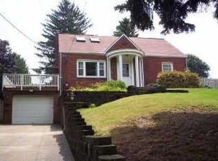 69 Willow Dr, Monessen, PA 15062
