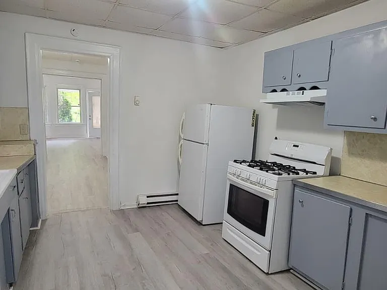 807 Monroe Ave — Photo 10