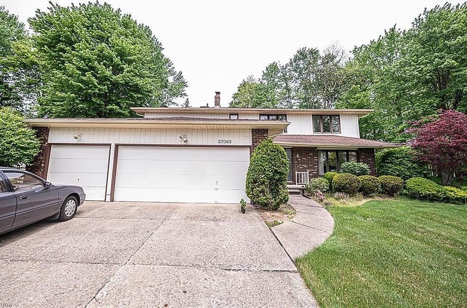 1st image of 37065 Independence Ct