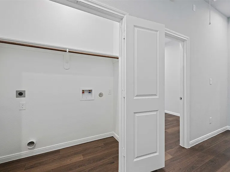 18831 Luminescent Ln — Photo 24