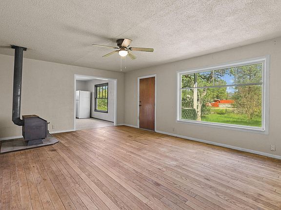 4th image of 18439 Old Oasis Rd