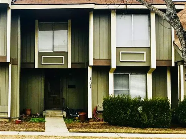 107 Stoneridge Dr, Warner Robins, GA 31088