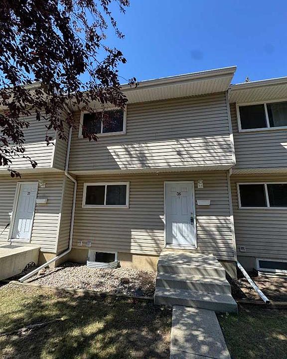 1st image of 55 E Lemoyne Cres W #36