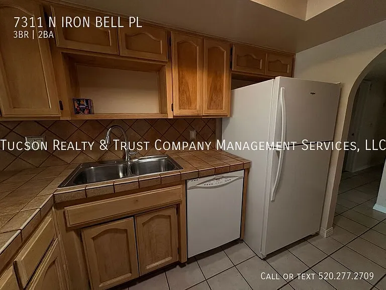 7311 N Iron Bell Pl — Photo 3