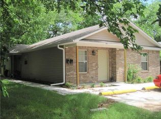 1409 Poplar St, Van Buren, AR 72956