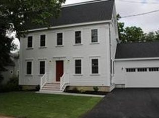 34 Pleasant St, Rowley, MA 01969