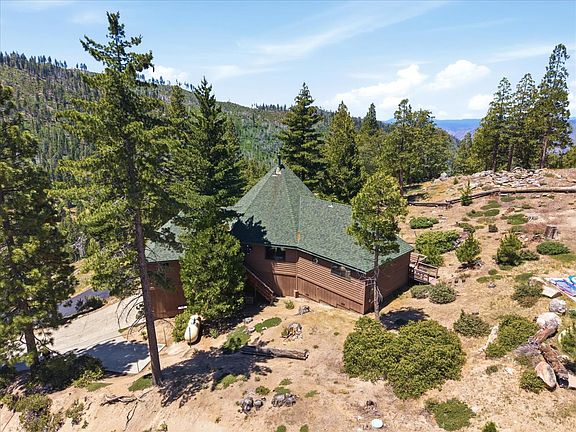 3rd image of 7273 Yosemite Park Way