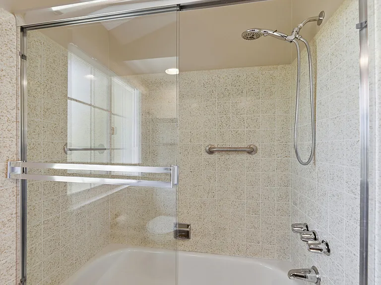 875 Tartarian Way — Photo 17
