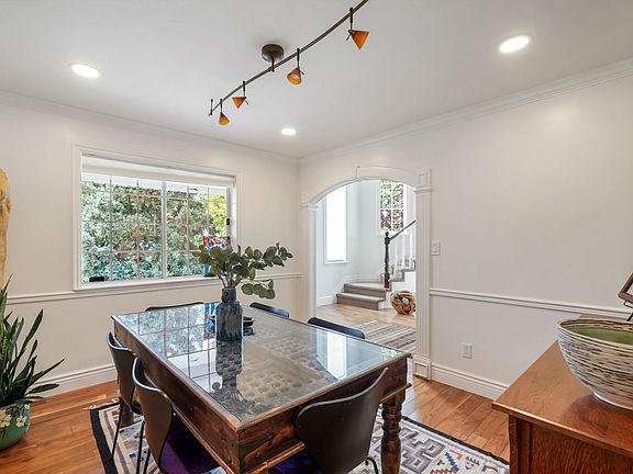3rd image of 4122 Imperial Way