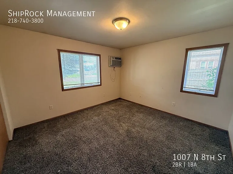 1007 N 8th St — Photo 13