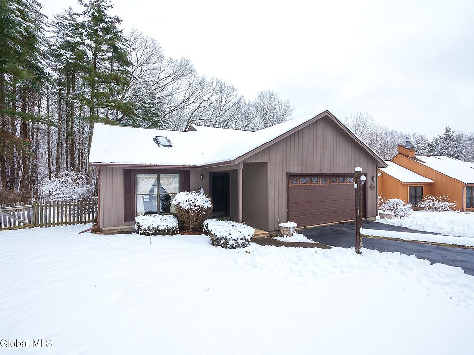 35 Meadow Rue Place, Malta, NY 12020 Zillow