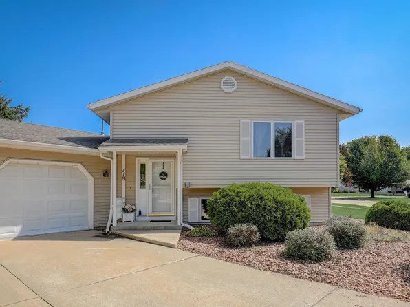 119 Karl Ave, Belleville, WI 53508