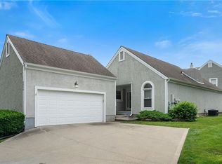 9616 NE Cherry Ct, Kansas City, MO 64155