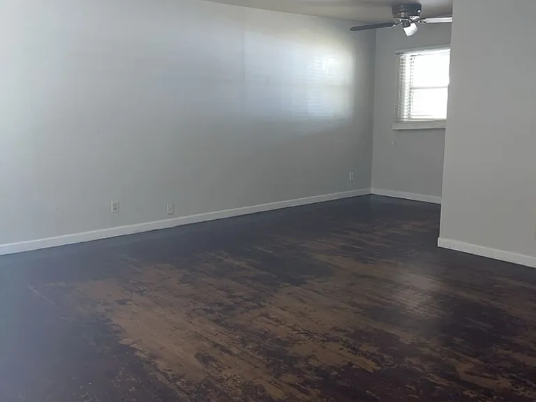 2502 Rice Ave — Photo 3