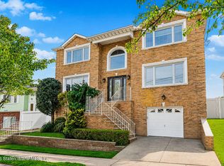41 Geldner Ave, Staten Island, NY 10306