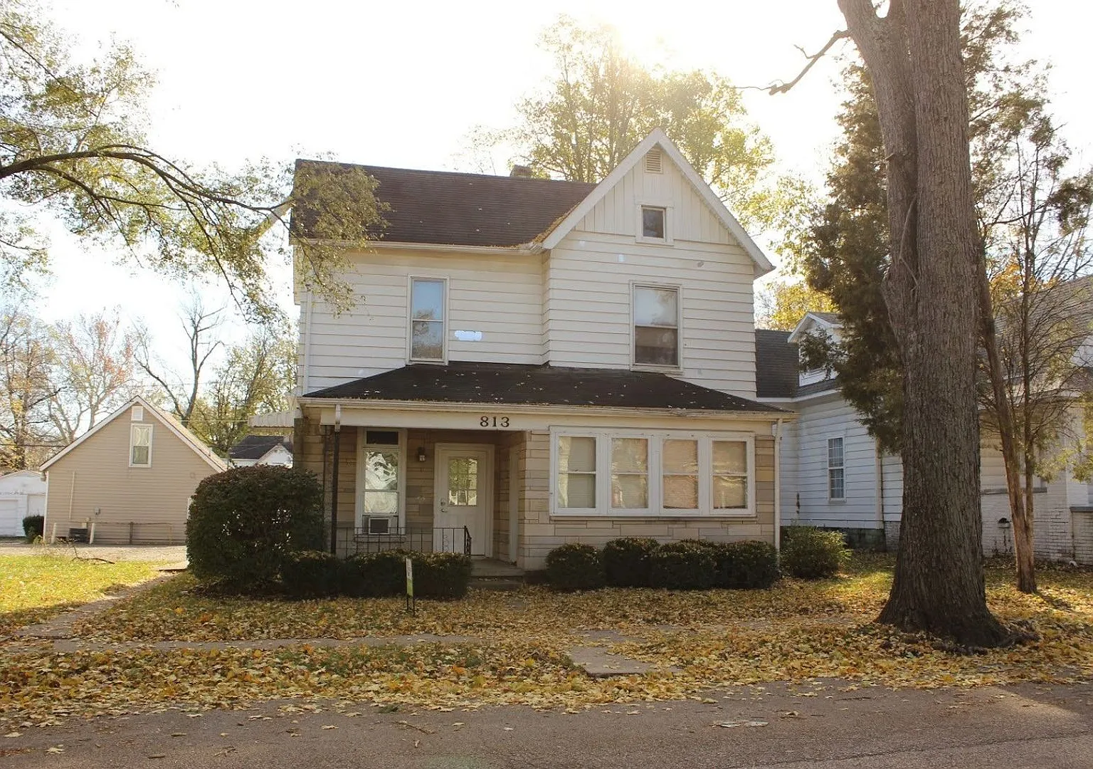811-813 W University Ave — Photo 1