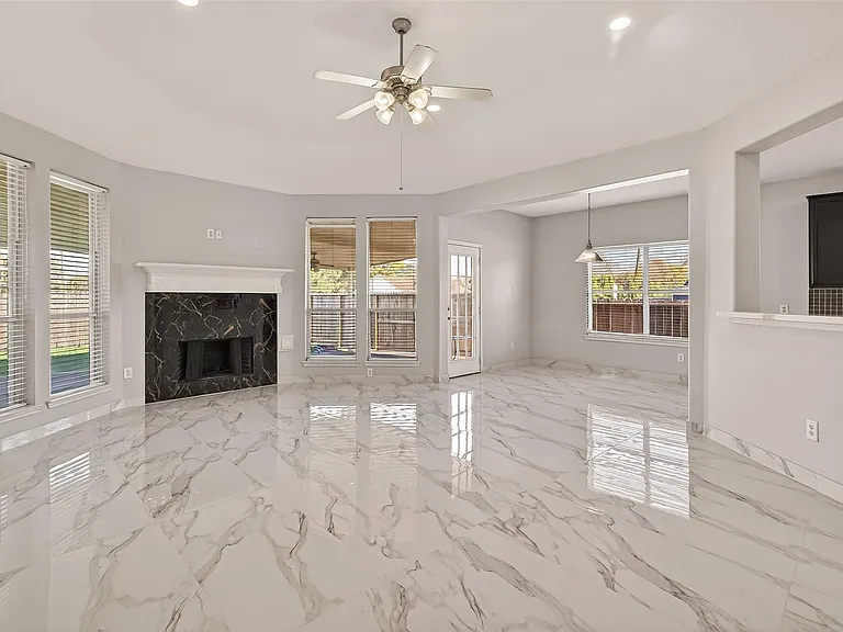 71 N Forrest Ave — Photo 10