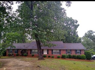 301 Patton Dr, Americus, GA 31719