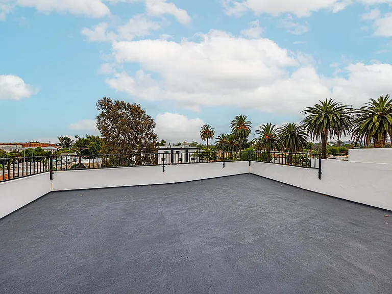 2026 Luxury 3, 4 & 5 Bed Townhomes — Photo 129