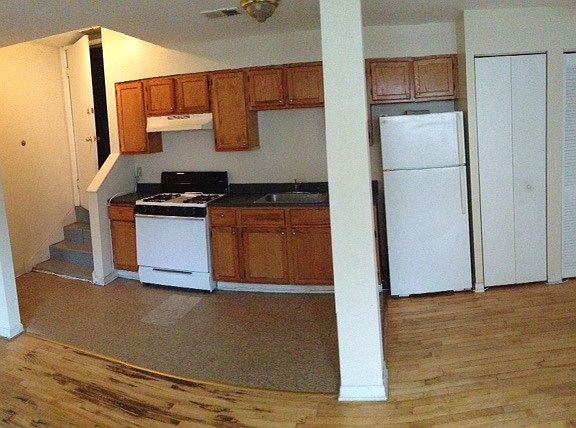2nd image of 2122 N Richmond St