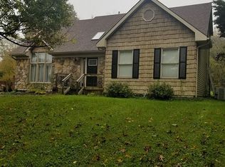 5037 Huntington Woods Rd, Frankfort, KY 40601