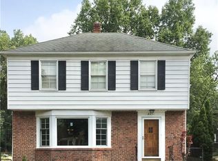 2351 Charney Rd, University Heights, OH 44118