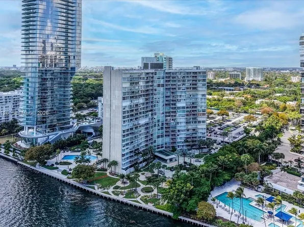 2451 Brickell Ave APT 4F, Miami, FL 33129