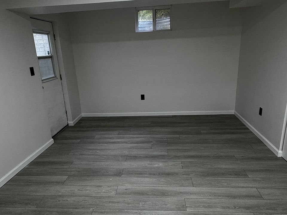 Area when you first walk in. Perfect for a small seating area, desk area, storage, couch and TV.