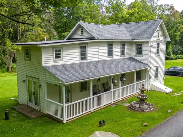 1425 Mine Spring Rd, Upper Black Eddy, PA 18972