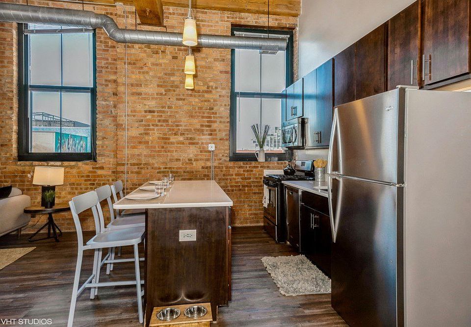 Kitchen with a breakfast bar
