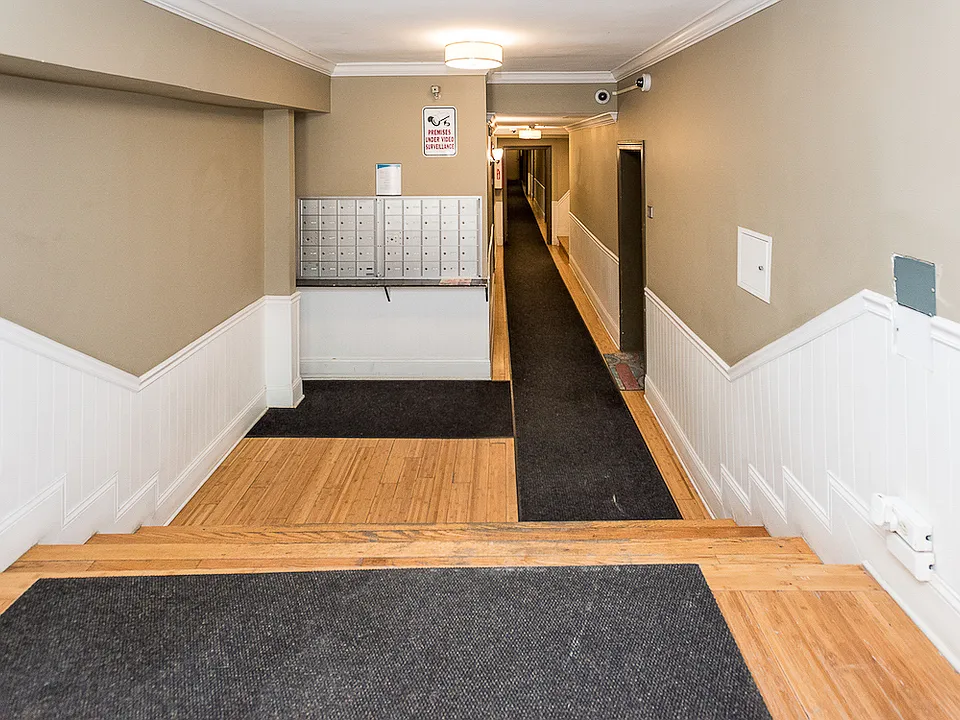1101 W. Columbia