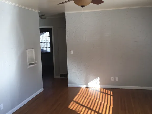 105 W Gordon Ave, Sapulpa, OK 74066