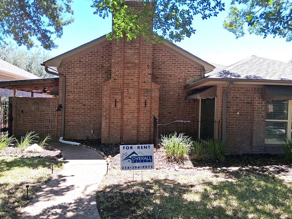 2723 Canyon Oaks Ct