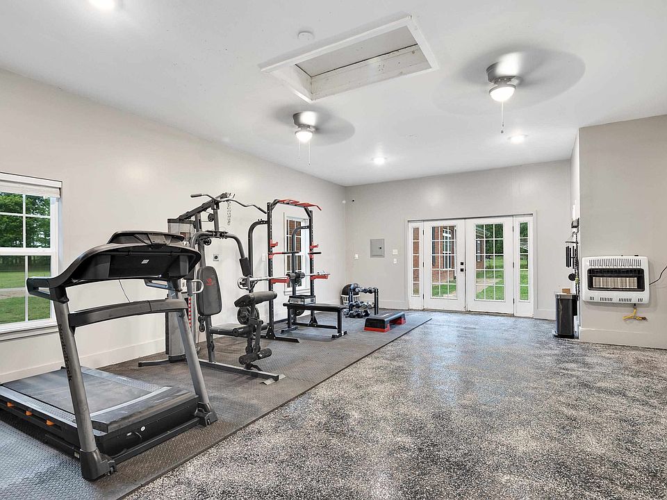 28th image of 1095 Culbreath Rd