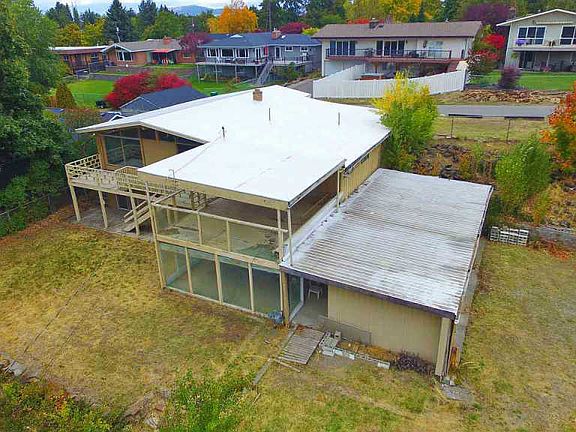 4th image of 23721 E 3rd Ave