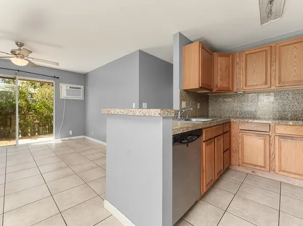 480 Kenolio Rd APT 29-104, Kihei, HI 96753