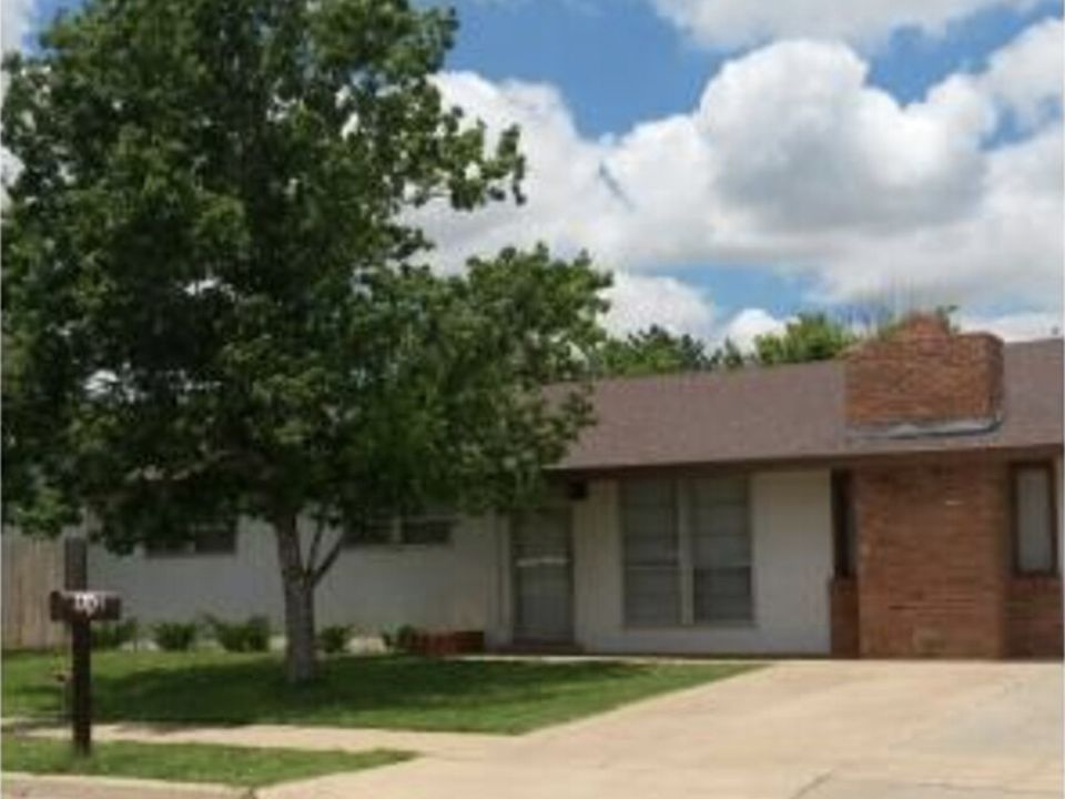1st image of 112 Manson Dr