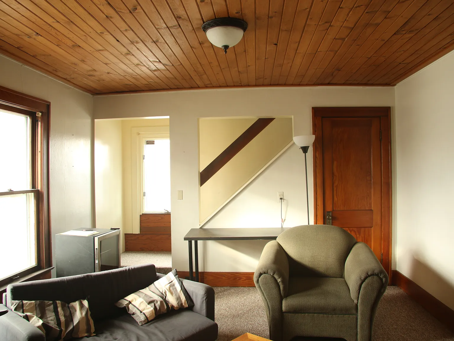 4 bed, 1000 sqft, $3,200 — Photo 2
