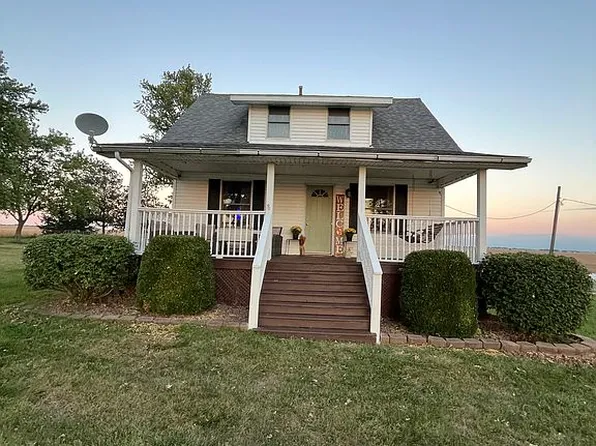 13525 N 750 East Rd, Danvers, IL 61732