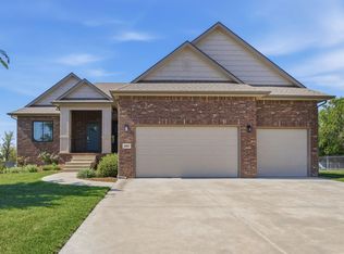 1005 E Rosemont Ct, Andover, KS 67002