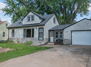 52 East Rd, Circle Pines, MN 55014
