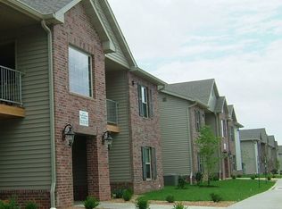 250 N Hilton Ave APT 103A, Springfield, MO 65802