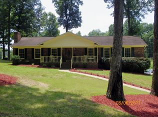 2351 Elmwood Cir, Dallas, NC 28034