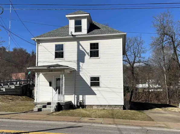 516 E Pike St, Clarksburg, WV 26301