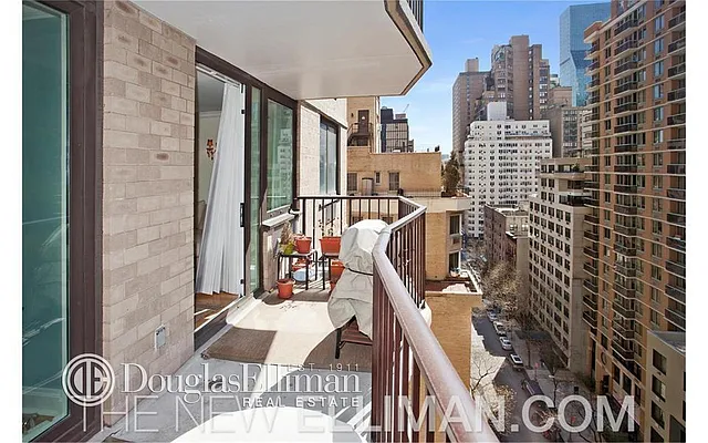 Rented by Douglas Elliman | media 36