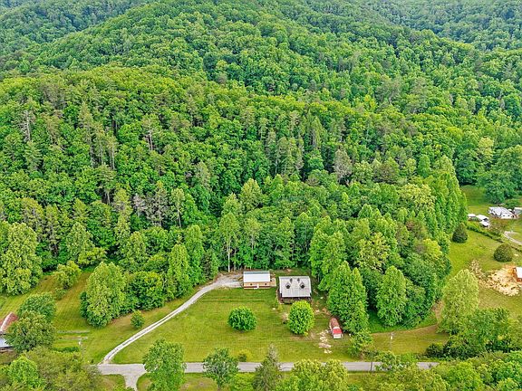50th image of 610 Towee Falls Rd