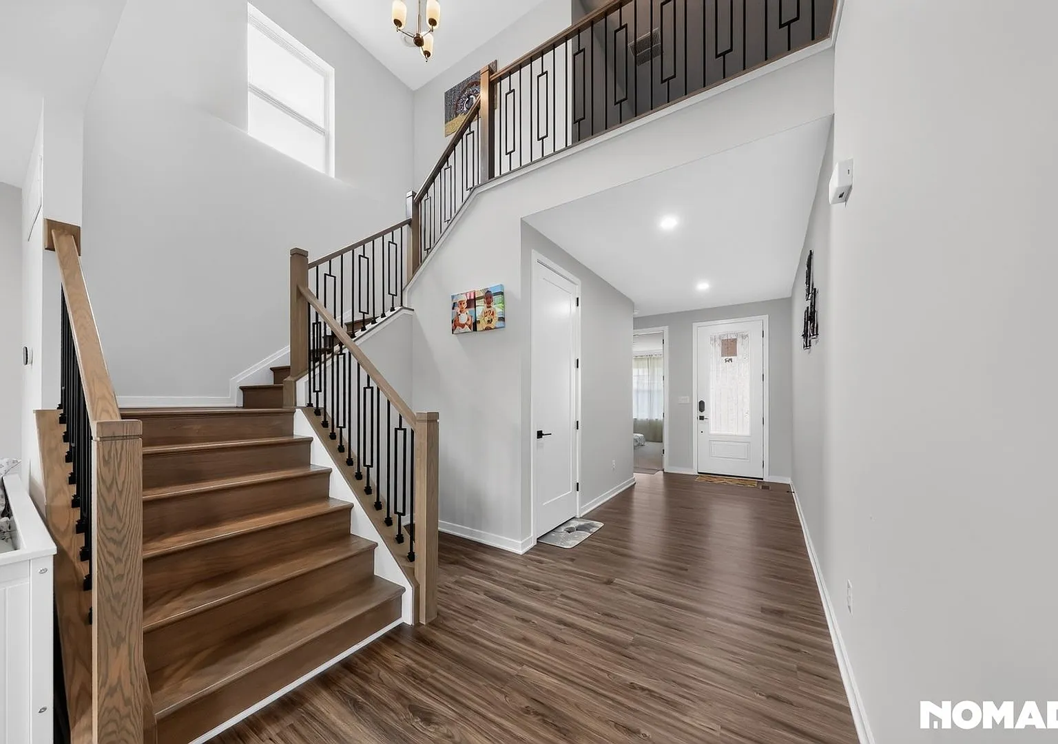 Spacious 5BR House in Middletown — Photo 2